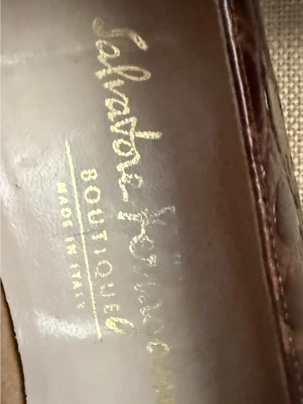 Vintage Salvatore Ferragamo Brown Croc Embossed Leather Pumps Sz 9 AAA Italy - Picture 5 of 6